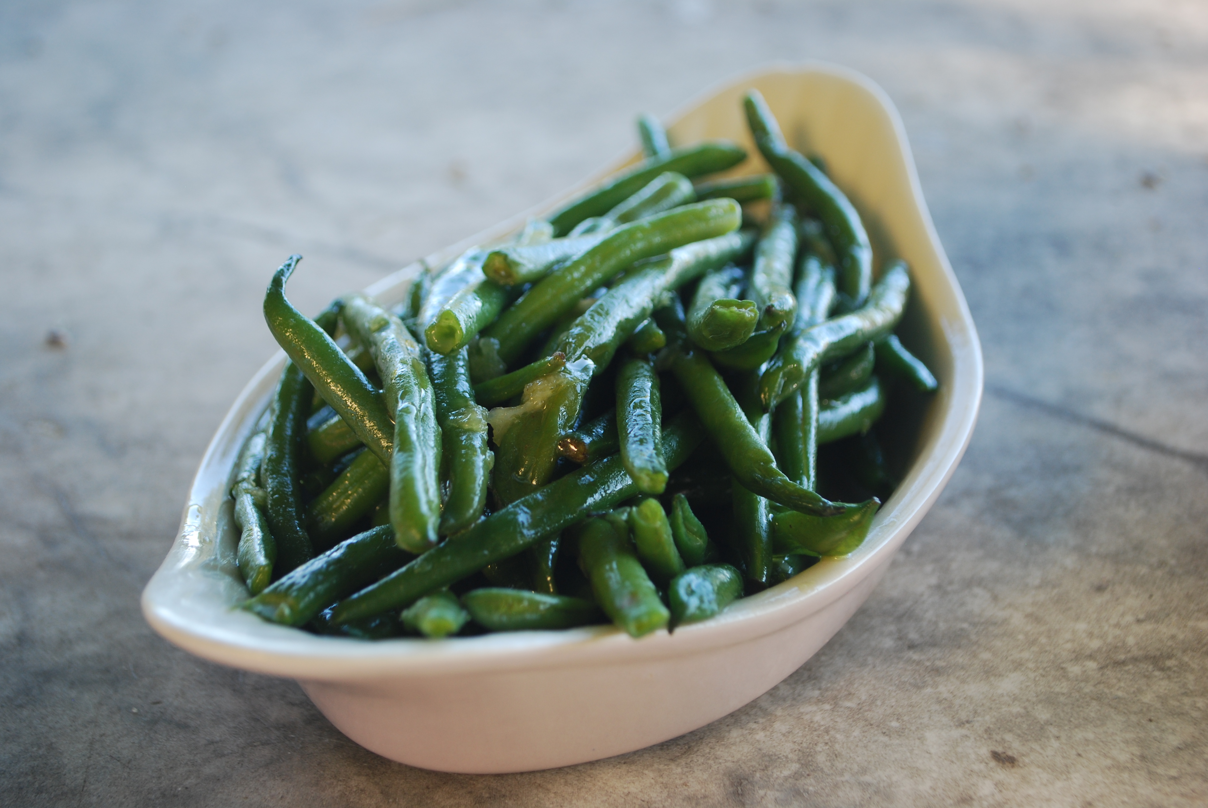 Crunchy green beans