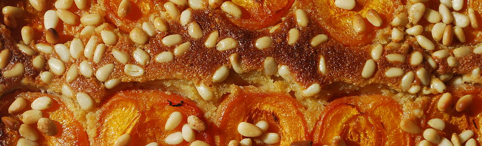 Apricot and Almond Cake